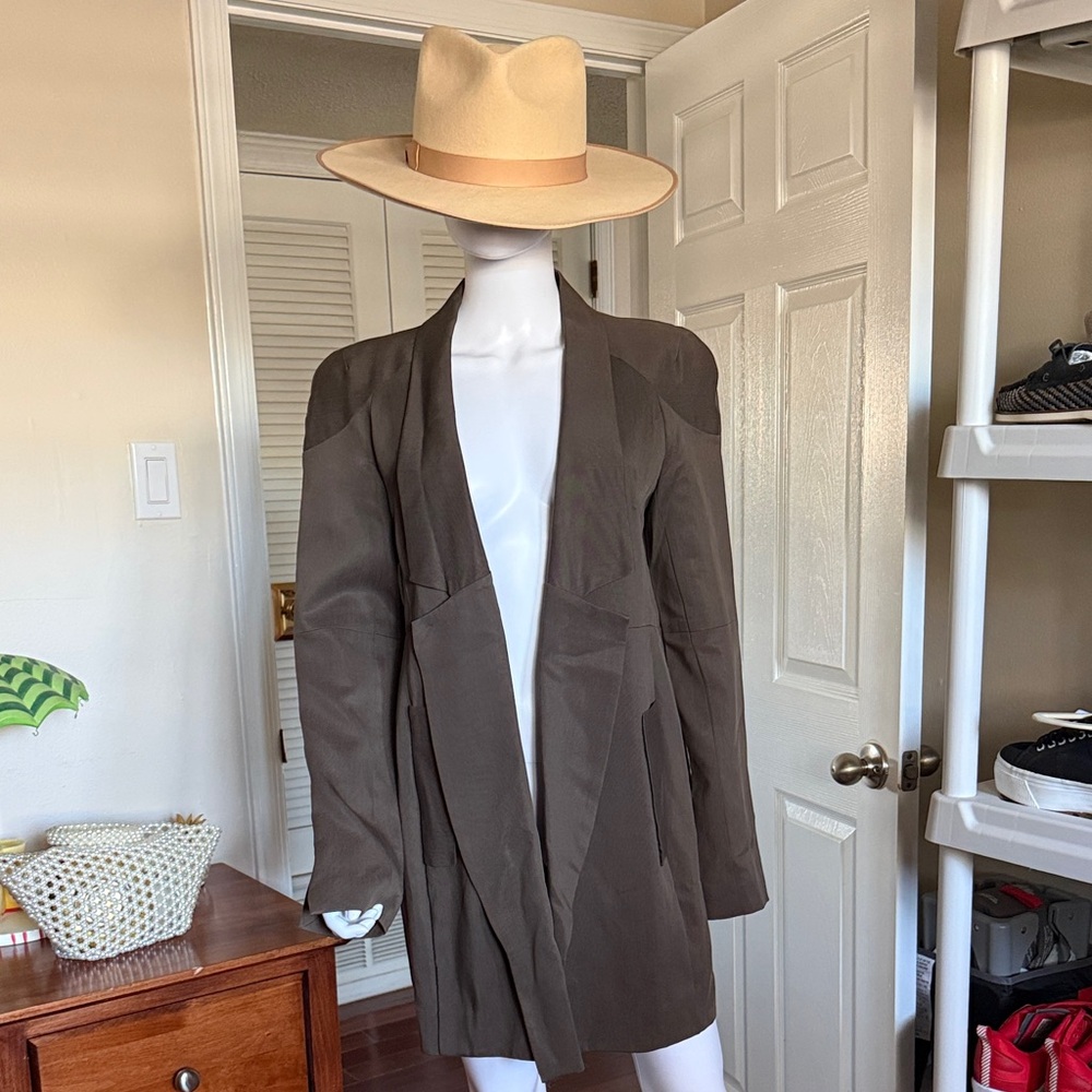 Nanette Lepore Sophisticated Long, Head- Turning Blazer Pit to Pit 25”